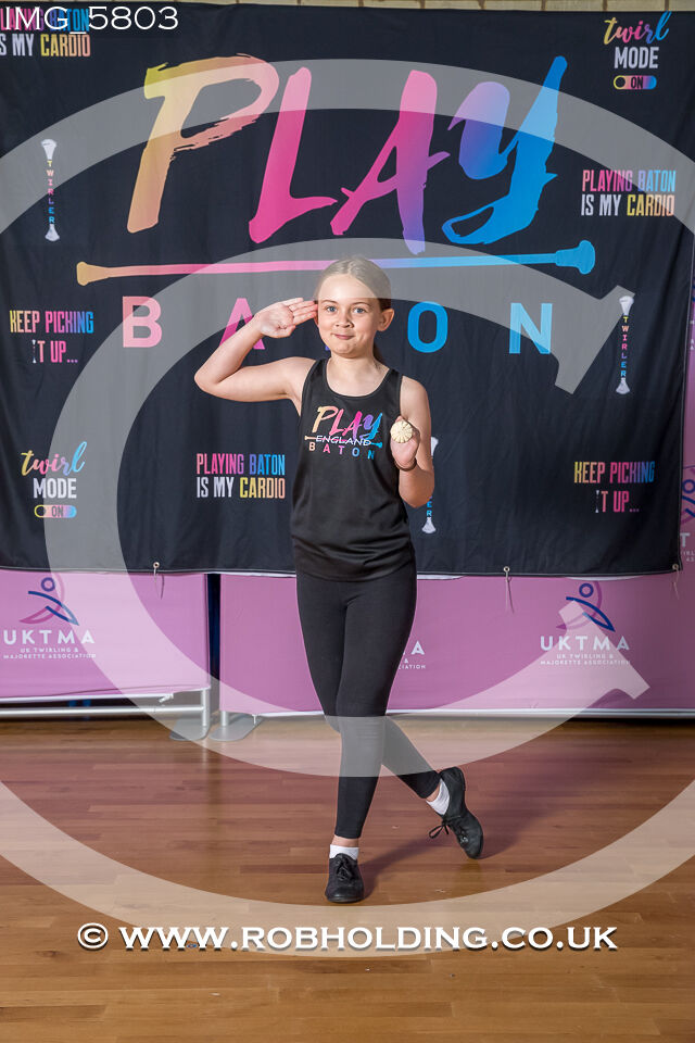 Play Baton – Banner – Groups