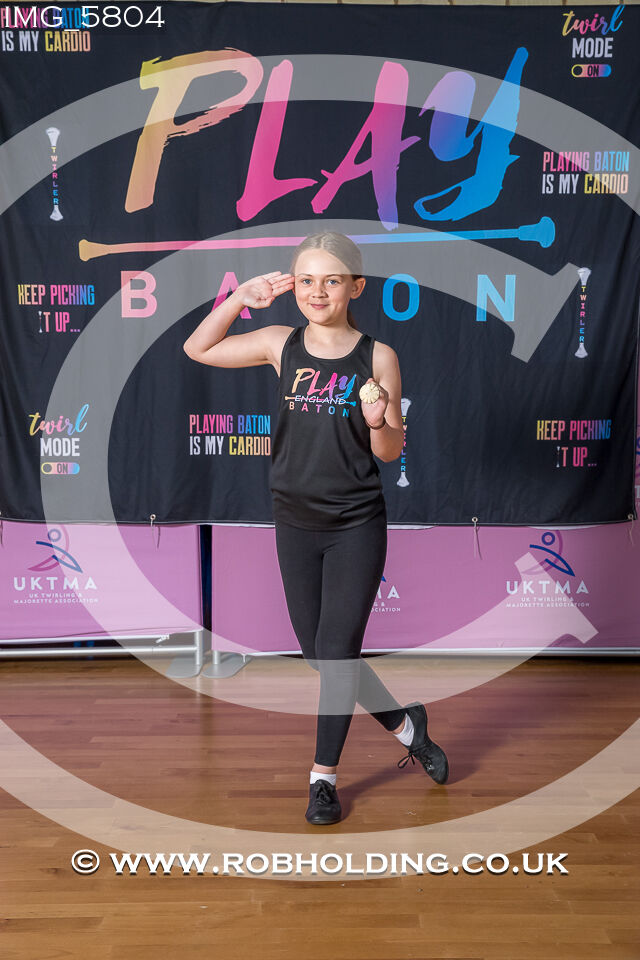Play Baton – Banner – Groups