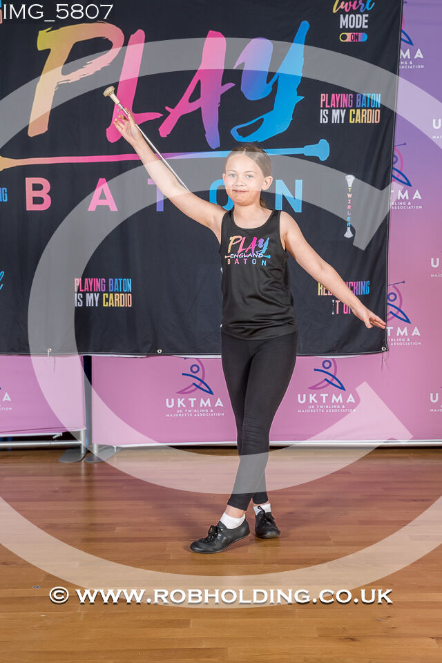 Play Baton – Banner – Groups