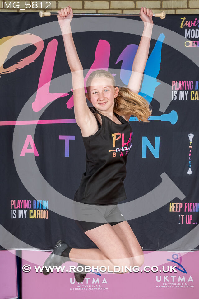 Play Baton – Banner – Groups