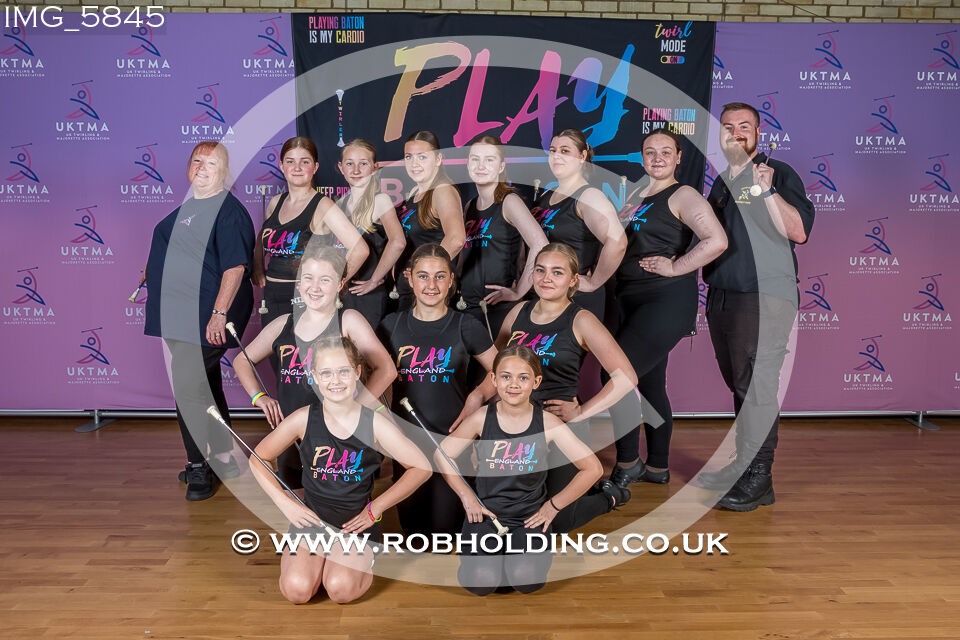 Play Baton – Banner – Groups