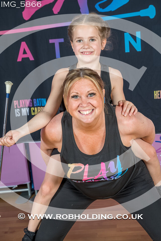 Play Baton – Banner – Groups