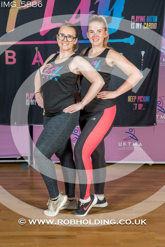 Play Baton – Banner – Groups