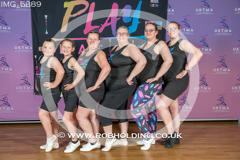 Play Baton – Banner – Groups