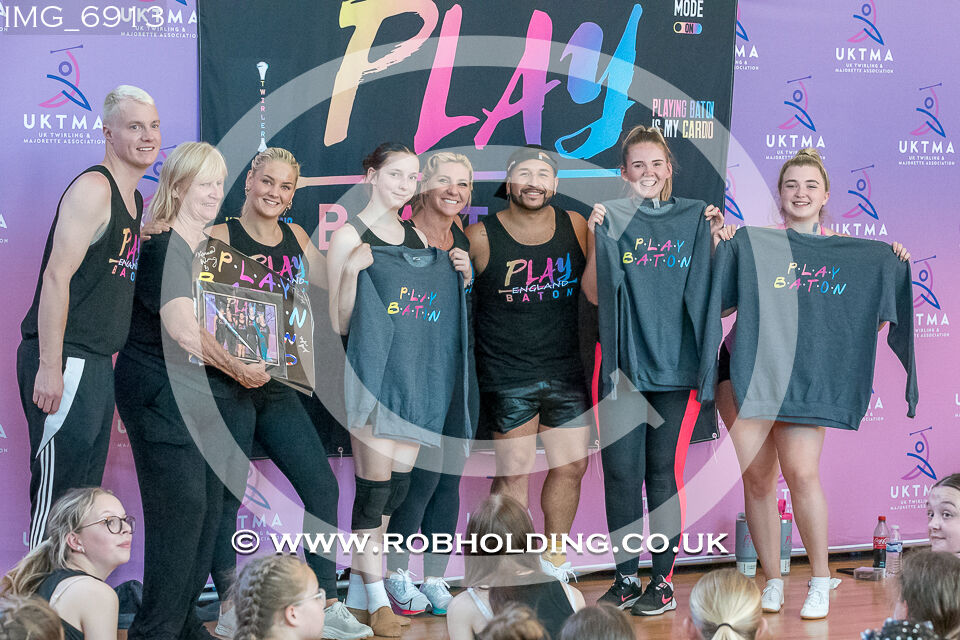Play Baton – Coaches